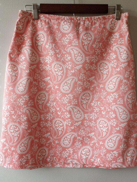 Brooks Brothers Dresses & Skirts - 'Brooks Brothers' Paisley Skirt Size 6 Lined Pale Pink/White EUC